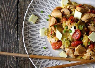 طرز تهیه لینگوئینی کدو سبز (زوکینی) خوشمزه با مرغ